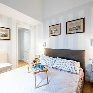 Elegante Casa Ai Piedi Di Piazzale Michelangelo , Florence Italy